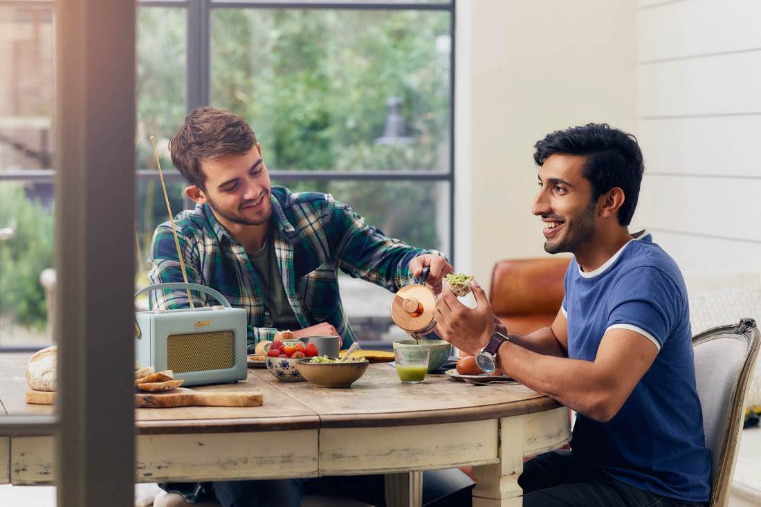 PHOTOGRAPHY-Young-guys-Breakfast-Radio
